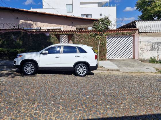 KIA SORENTO 3.5 V6 GASOLINA EX 7L AUTOMATICO KIA SORENTO 3.5 V6 GASOLINA EX 7L AUTOMATICO